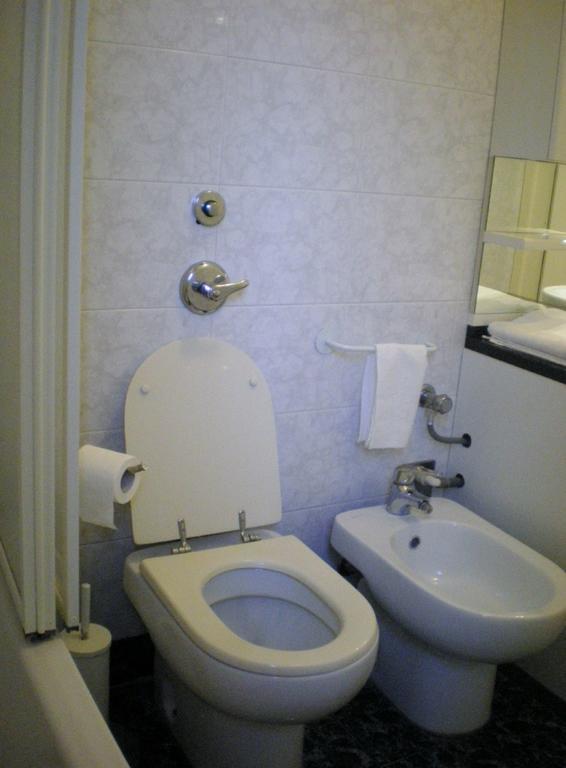 Apartment Melozzo Milánó Szoba fotó
